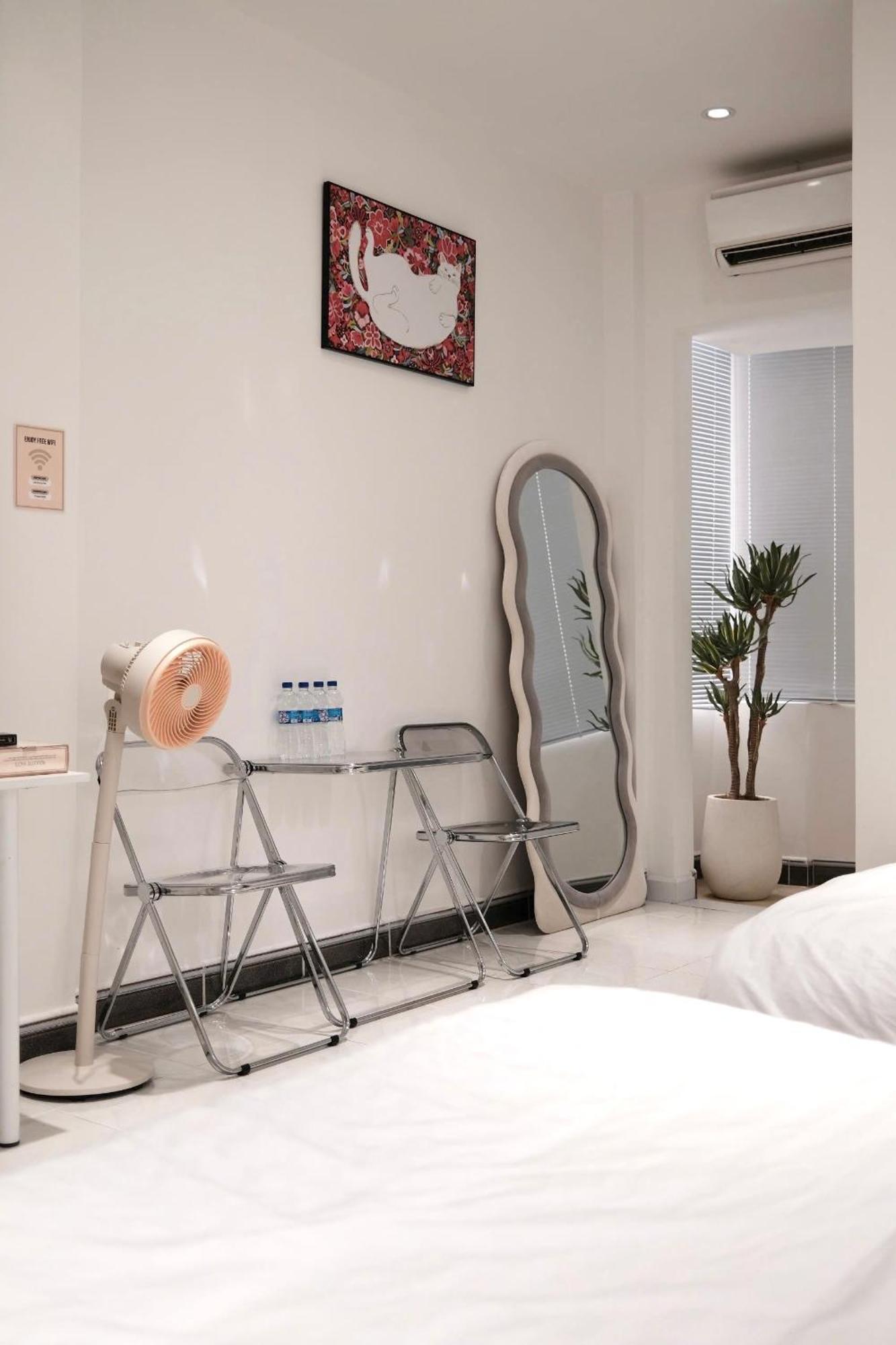 Benhouse Homestay Thành Pho Ho Chí Minh Esterno foto
